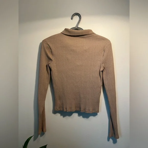 Zara Ribbed Long Sleeve Collared Top - Picture 6 of 6